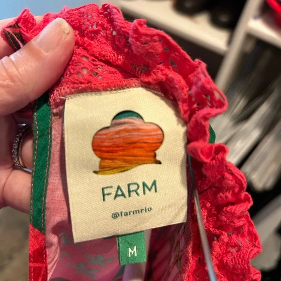 FARM RIO beautiful Pink and Green Women's Top-only worn a couple of times - Picture 5 of 5